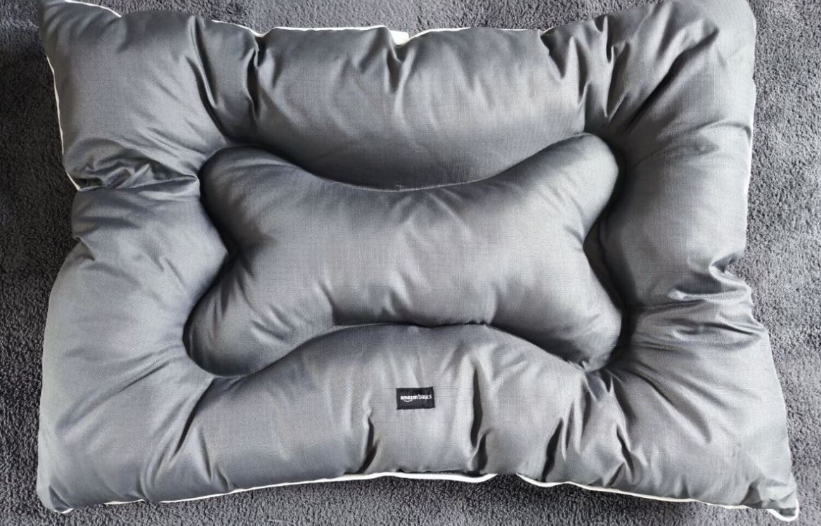 Tier/ Hundebett Wasserabweisend 76cm x 101.6cm x 10 cm NEU In/Outdoor